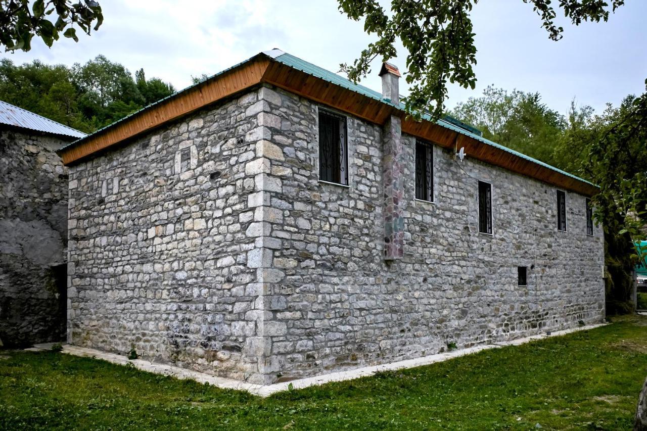 Fshat Guesthouse Shtini מראה חיצוני תמונה