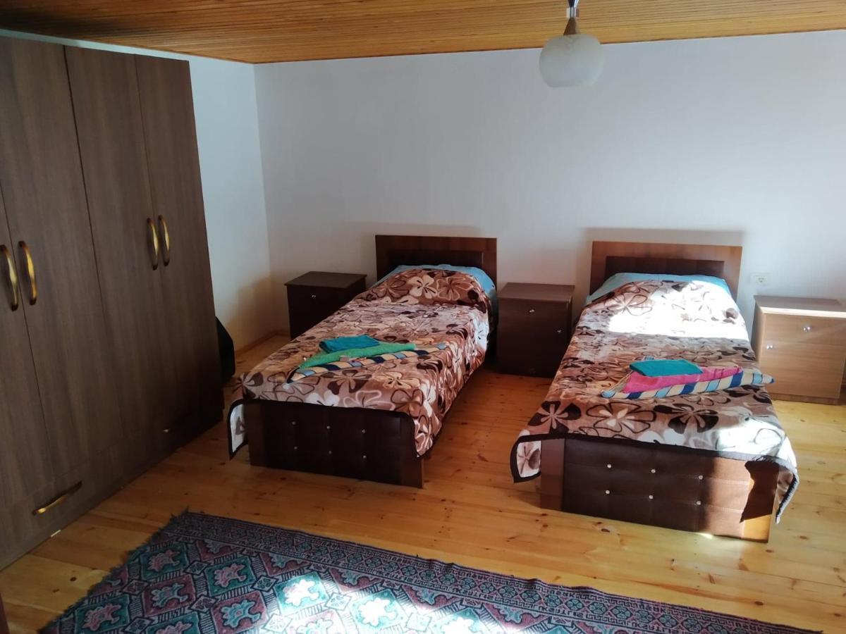 Fshat Guesthouse Shtini מראה חיצוני תמונה